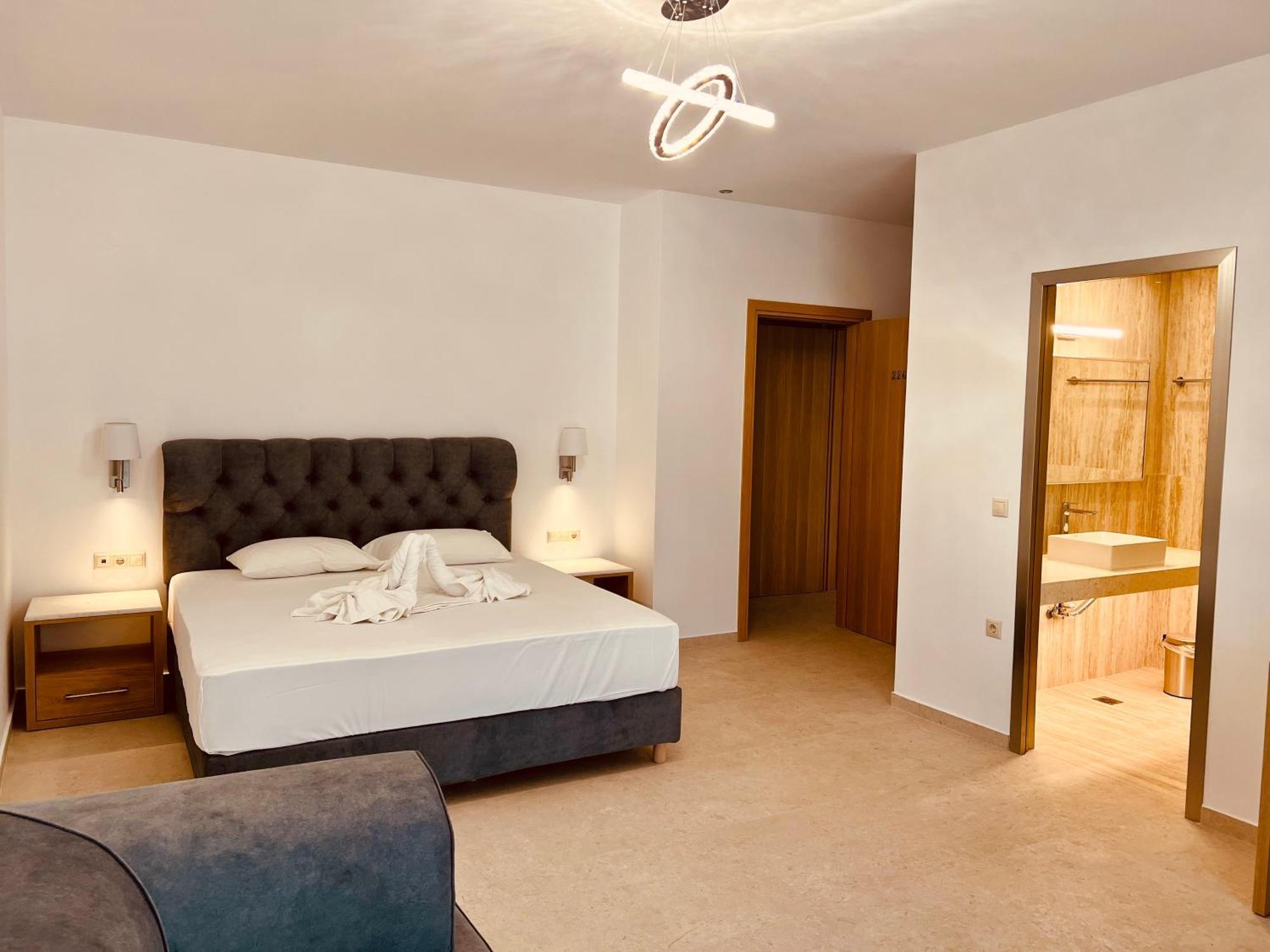 Lili Hotel Gazi Exteriör bild